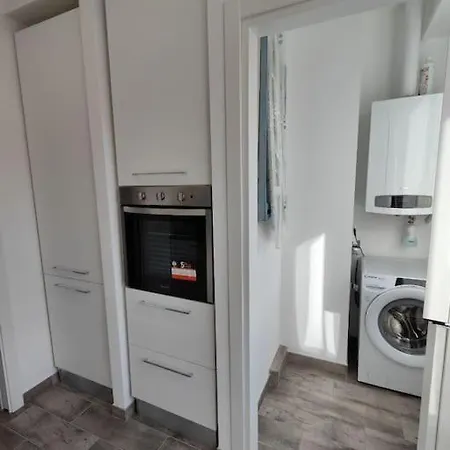 Apartment White & Wood House In *